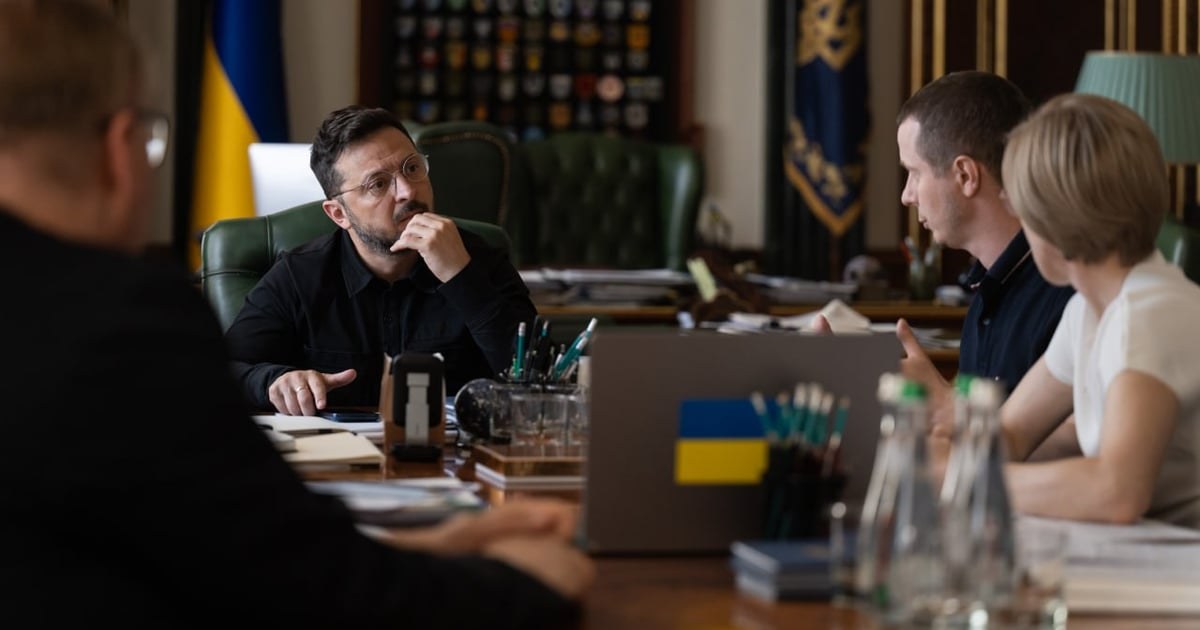 Зеленський за підсумками наради 17 липня оголосив про відкриття архівів СБУ і СЗР щодо Волині