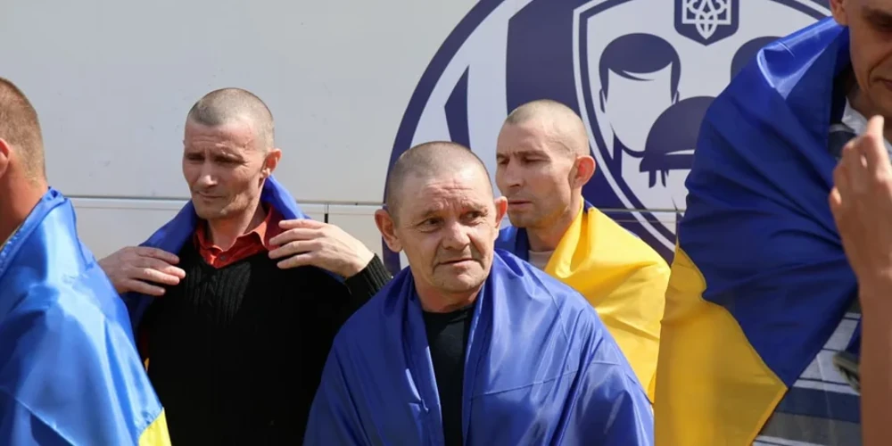 Звільнені 19 серпня: напрямки служби та вік 103 військовослужбовців